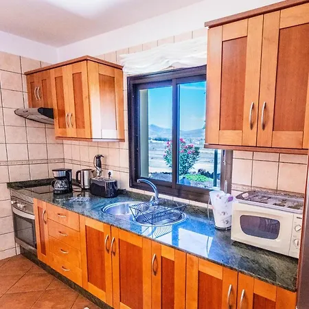 Semesterbostad Rosa De *